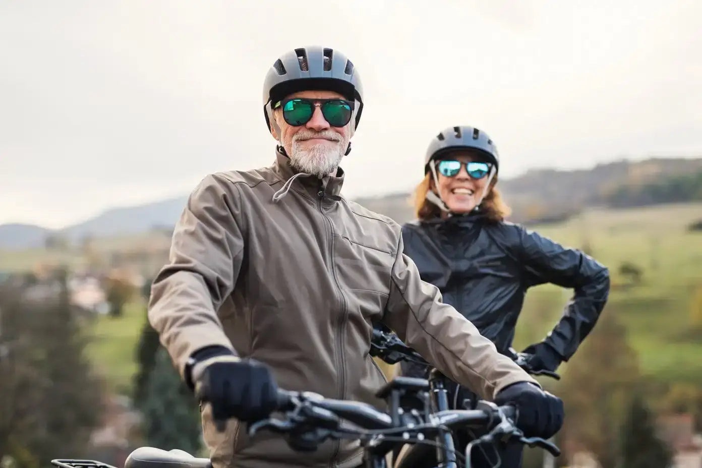 Age-Friendly Routes: Comfortable Routes Tailored for Elderly E-Bike Riders