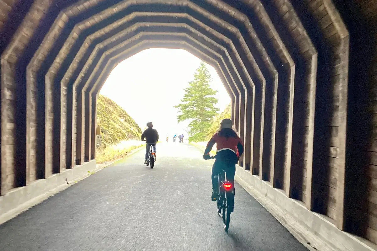 Food Explorer Route: Electric Bikes Take You to Taste City Specialties